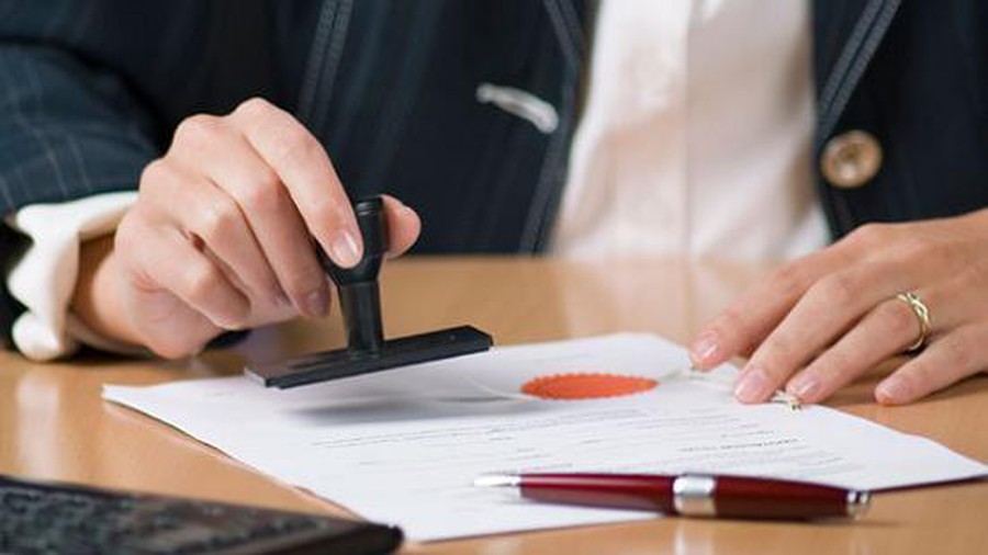 Công chứng ủy quyền với chứng thực chữ ký khác nhau như thế nào?