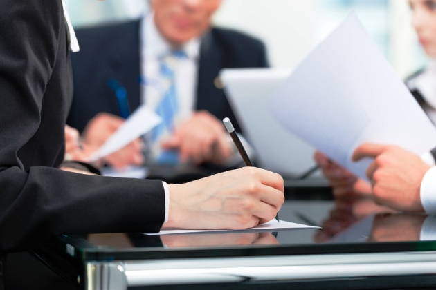 Những lưu ý khi công chứng hợp đồng mua bán doanh nghiệp