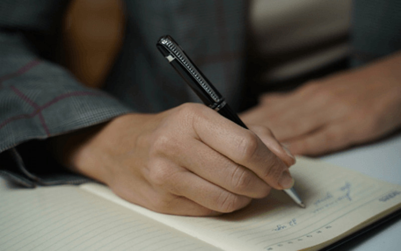 Di chúc viết tay có được công chứng không? Câu trả lời chính xác nhất