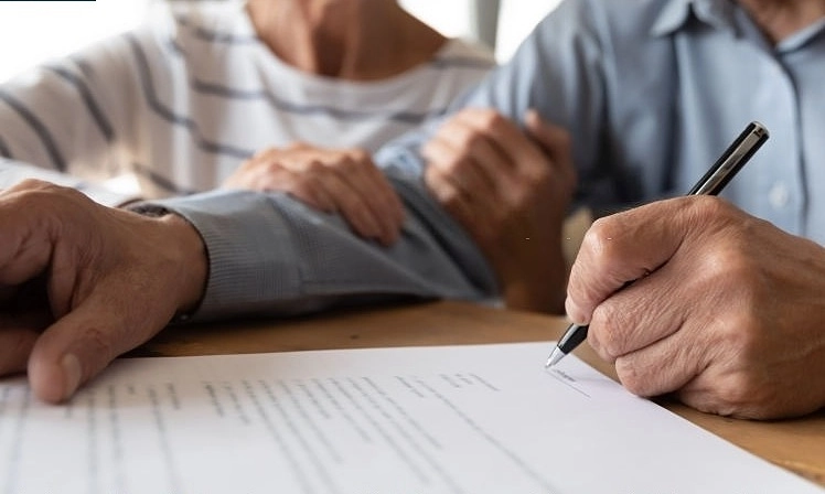 Di chúc viết tay có được công chứng không? Câu trả lời chính xác nhất